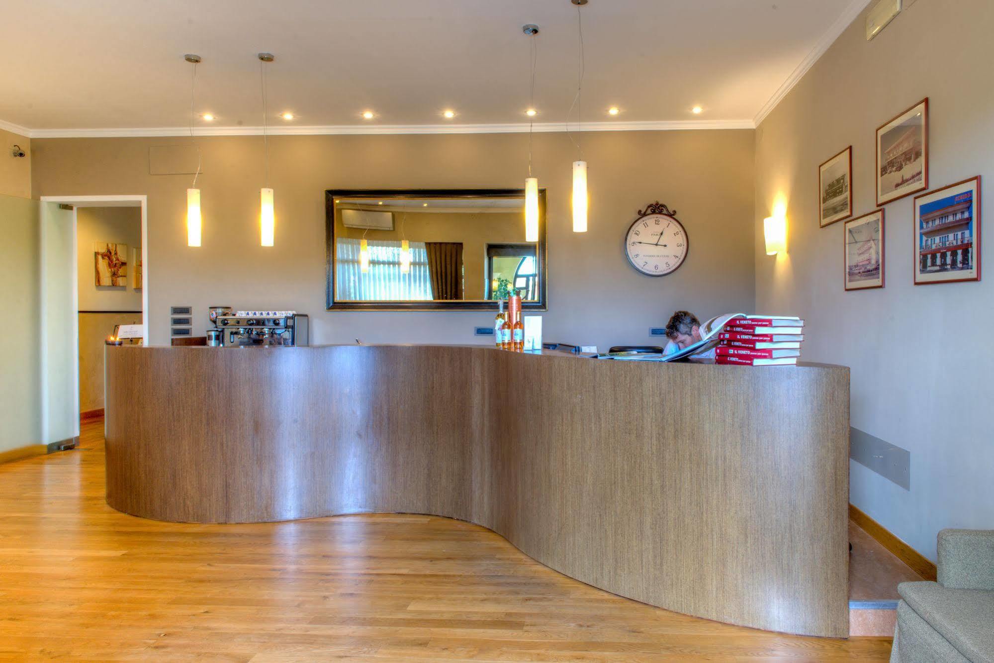Hotel Belvedere 3*